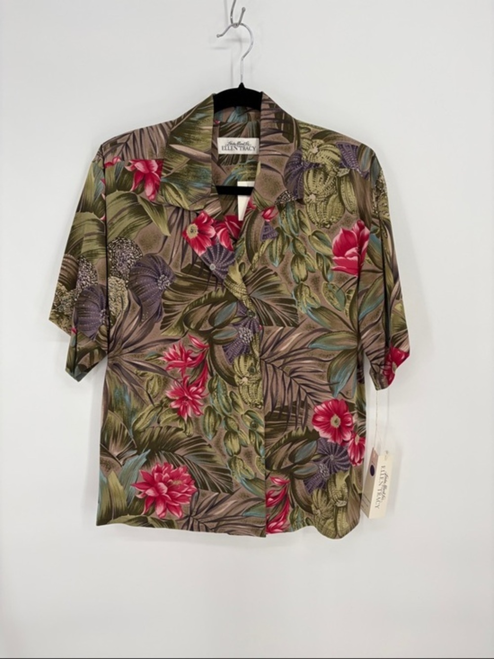 🗯️ nwt vintage silk Ellen Tracy Olive Tropical Floral Short Sleeve Blouse